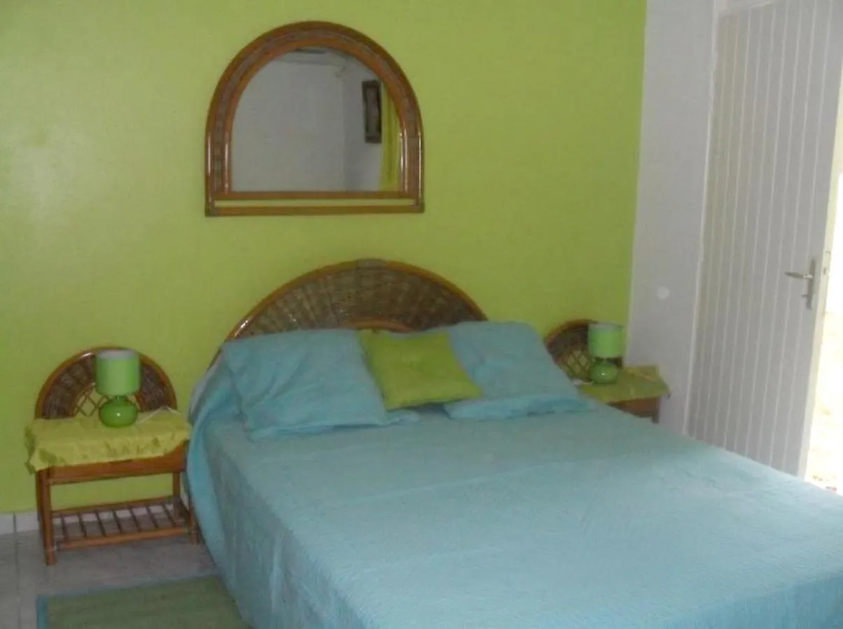 Maison Charmante Avec Jardin Clos A Sainte-Anne 0*, Sainte-Anne (Grande-Terre) Guadeloupe